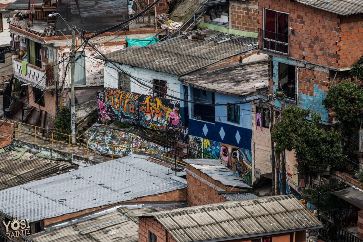 סיור עיר וקומונה 13